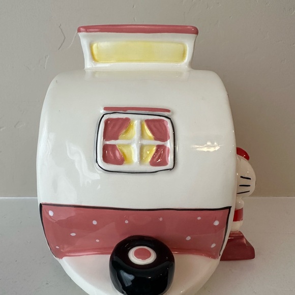Blue Sky Clay works x Hello Kitty Retro Camper Figurine VHTF SOLD OUT - Picture 6 of 7